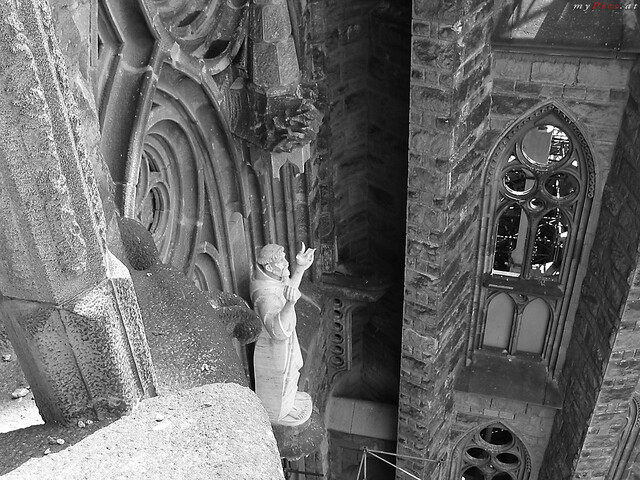 Sagrada Família am Weg nach Oben im Fotoalbum Antoni Gaudi