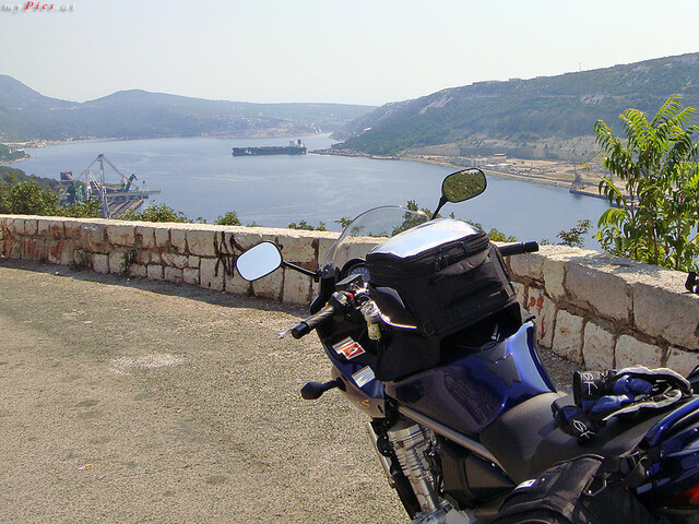 Hinter Rijeka im Fotoalbum Kroatien Motorradtour