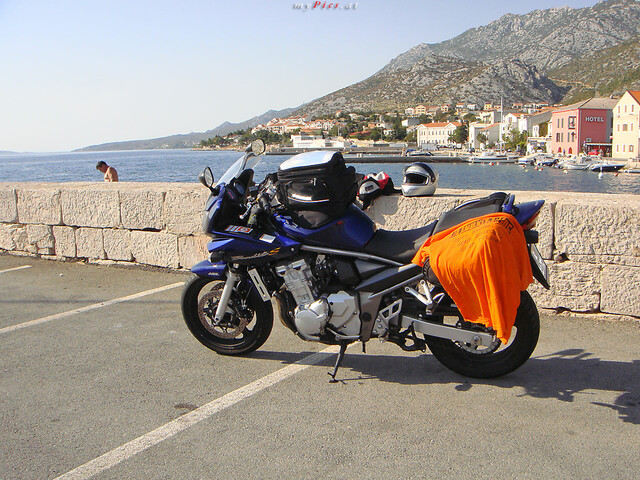 Bandit in Starigrad im Fotoalbum Kroatien Motorradtour