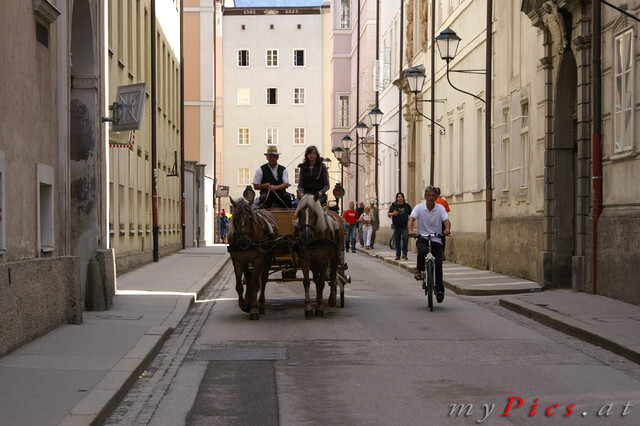 Touristenkutsche im Fotoalbum Salzburg Stadt
