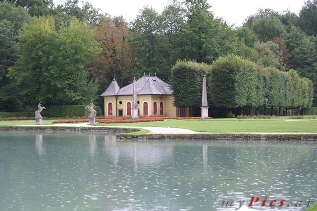 Park Schloss Hellbrunn im Regen im Fotoalbum Schloss Hellbrunn