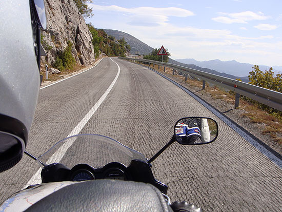 Mit dem Motorrad ins Velebit Gebirge