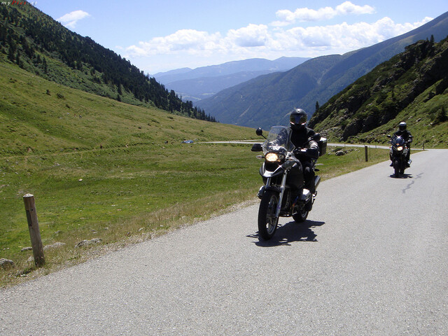 Zwei Biker unterwegs zum Sölkpass im Fotoalbum Motorradtour Sölkpass
