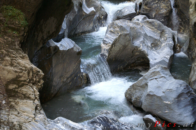 Kleine Wasserfälle in der Kitzlochklamm im Fotoalbum Kitzlochklamm