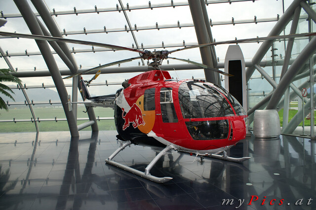 Hubschrauber im Hangar7 im Fotoalbum Hangar 7