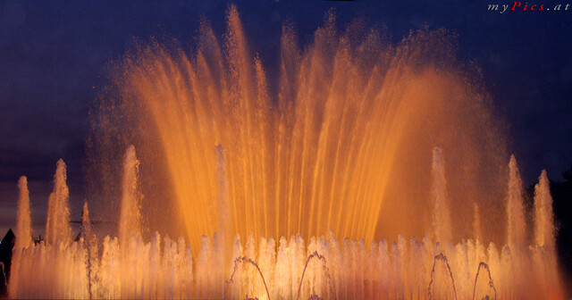 Zauberhafte Wasserfontänen im Fotoalbum Magic Fountains Montjuïc
