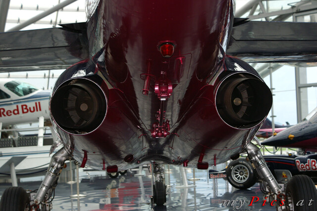 Alpha Jet Triebwerke im Fotoalbum Hangar 7
