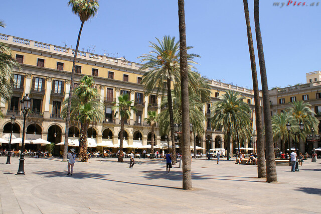 Placa Reial im Fotoalbum Barcelona Fotos