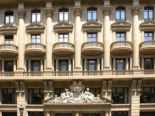 Hausfassade im Fotoalbum Barcelona Fotos