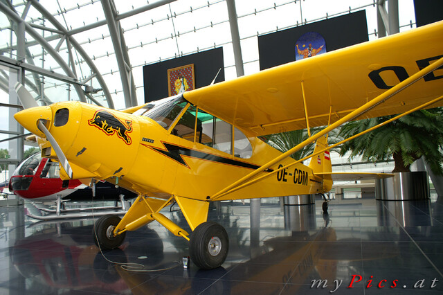 Piper PA-18-150 Super Cub im Fotoalbum Hangar 7